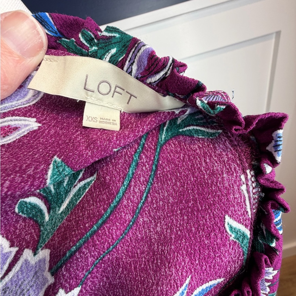 NWOT-  LOFT Floral Pintucked Puff Sleeve Top - XXS - Picture 12 of 13